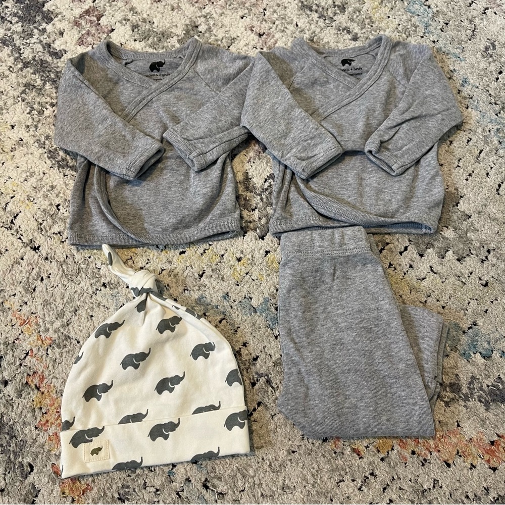Monica & Andy Newborn kimono bundle
